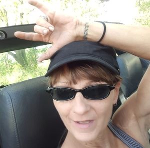 Meet your Posher, Kelly